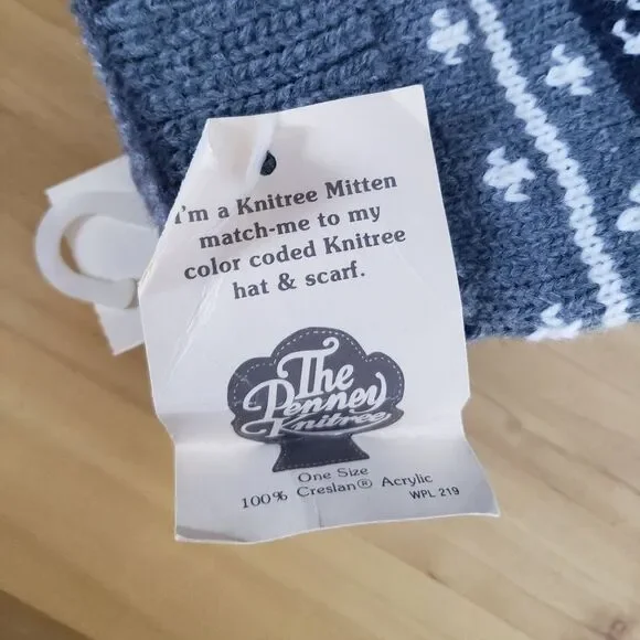 Vintage Matching Hat, Mittens, and Knee Socks - Picture 3 of 3